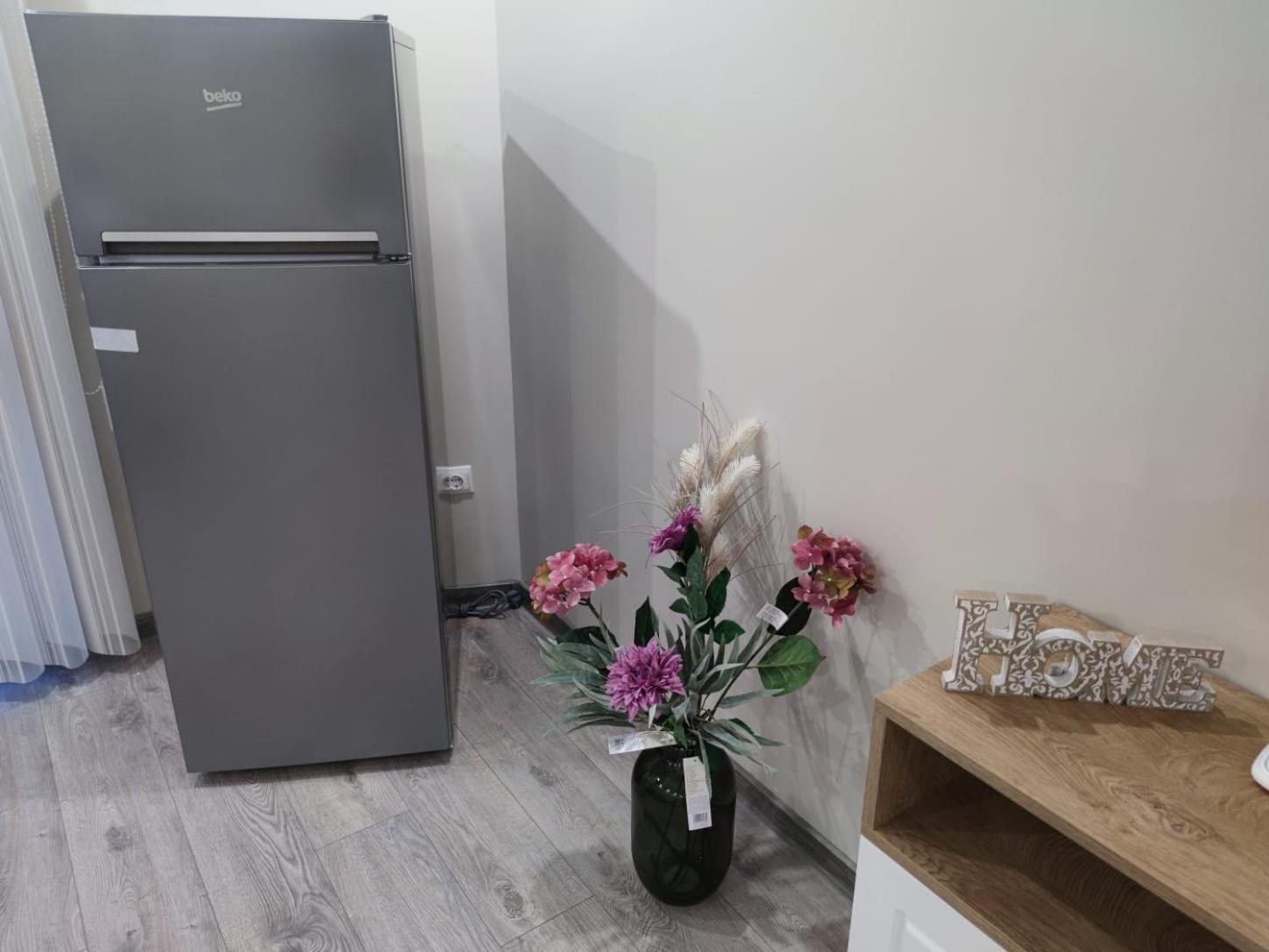 Flowers Apartment Dobritj Eksteriør billede